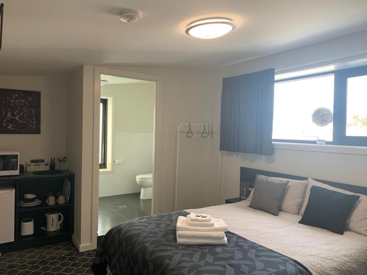 Queens Arms 4*